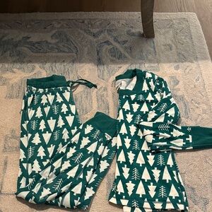 Women’s Hanna Andersson Christmas Tree Pajamas Set